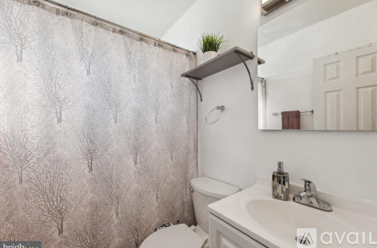 810 Neptune Avenue 3 Beds Townhouse for Rent - Photo gallery 5