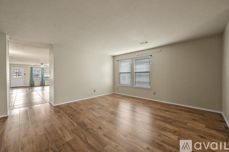 12482 Shepherds Hill Lane 3 Beds Single Family Home for Rent - Photo gallery 5