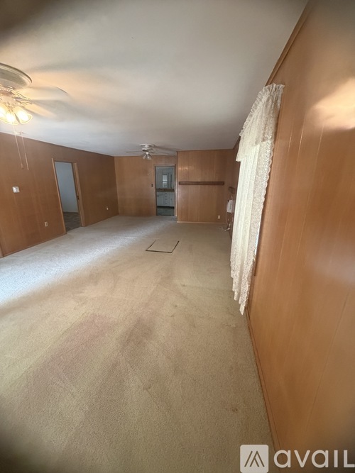 138 North State Street 2 Beds Single Family Home for Rent - Photo gallery 3