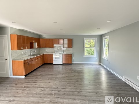 454 Park Ave 2 Beds Apartment for Rent