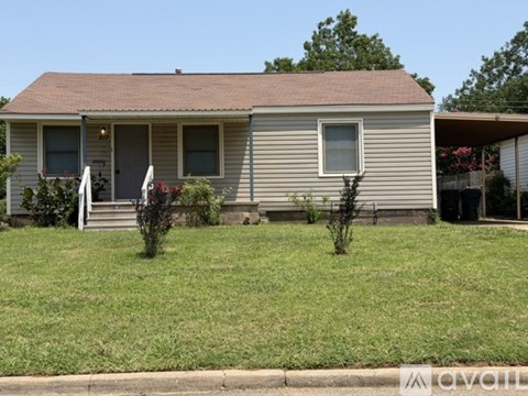217 W Marshall Dr 3 Beds Apartment for Rent