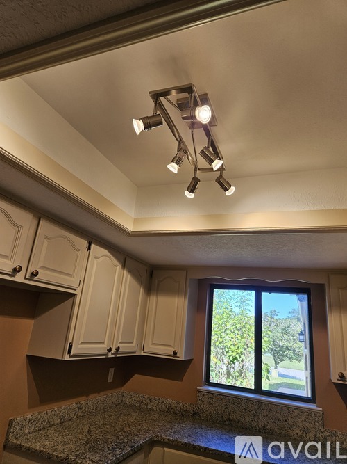369 Castlewood Lane 2 Beds Townhouse for Rent - Photo gallery 2