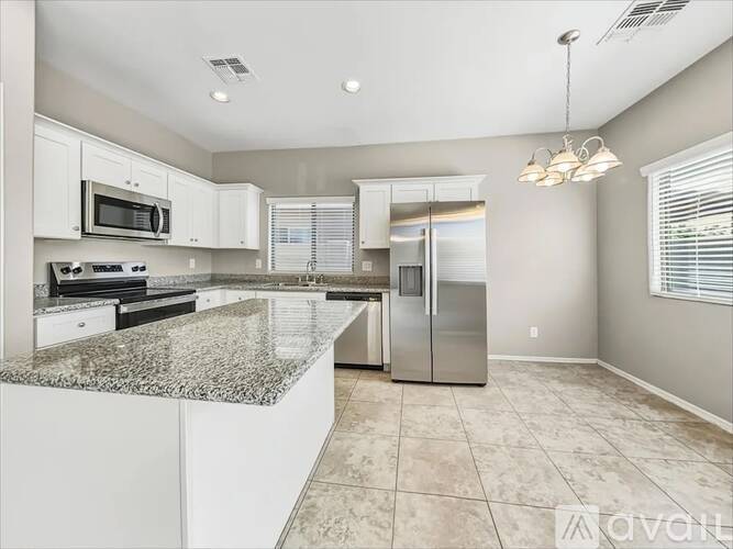 1607 S 79th Ln 3 Beds Single Family Home for Rent - Photo gallery 3