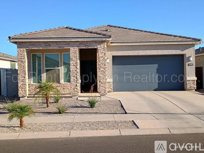 15565 W Desert Hollow Dr 4 Beds Single Family Home for Rent - Photo gallery 1