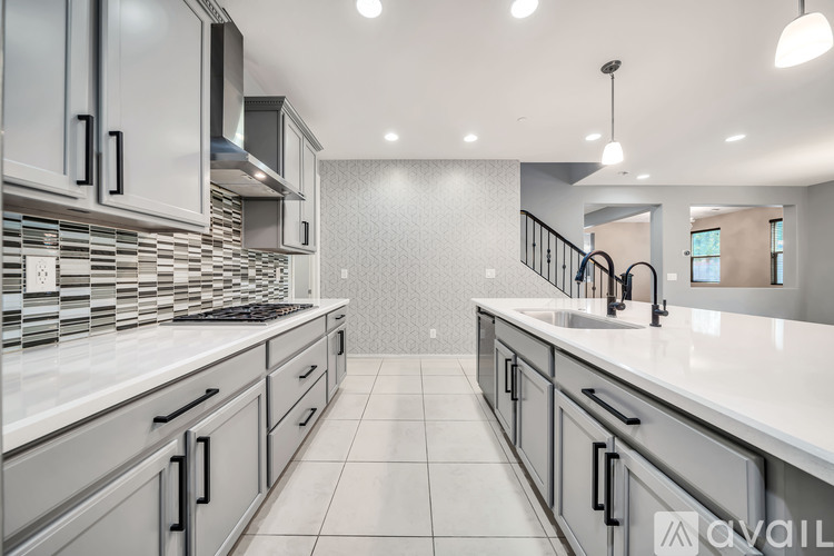 15509 N 47th St 4 Beds Single Family Home for Rent - Photo gallery 4