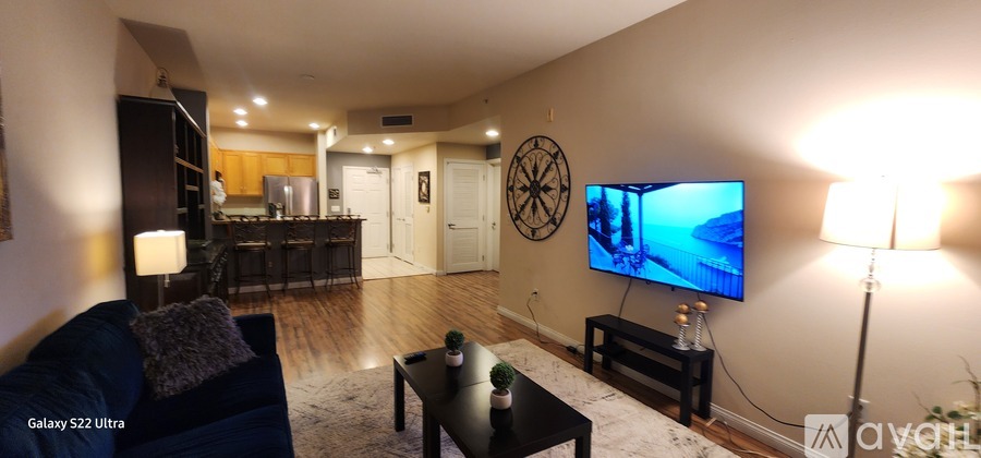 450 J Street 1 Condo for Rent - Photo gallery 5