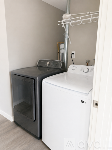 5822 North 35th Street 2 Beds Condo for Rent - Photo gallery 1