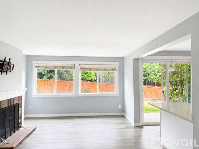 5822 North 35th Street 2 Beds Condo for Rent - Photo gallery 2