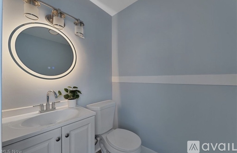 306 Maplewood Avenue 3 Beds Single Family Home for Rent - Photo gallery 3