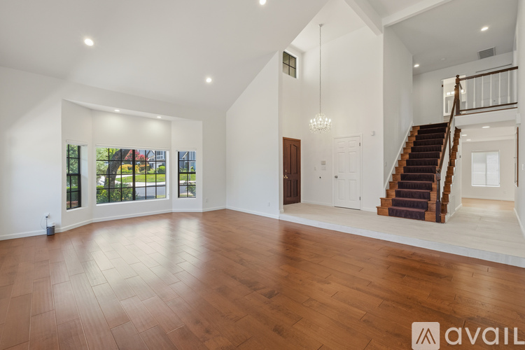 4215 Balcony Drive 4 Beds Single Family Home for Rent - Photo gallery 4