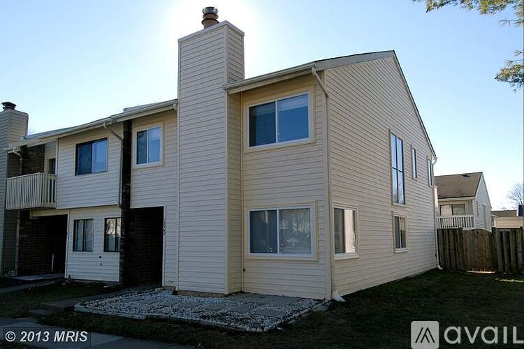 13347 Hungerford Place 3 Beds Single Family Home for Rent - Photo gallery 1
