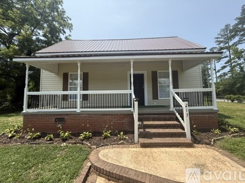 213 Magnolia Street 2 Beds Apartment for Rent
