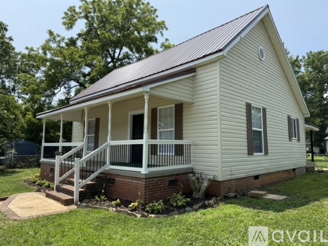 213 Magnolia Street 2 Beds Single Family Home for Rent - Photo gallery 2