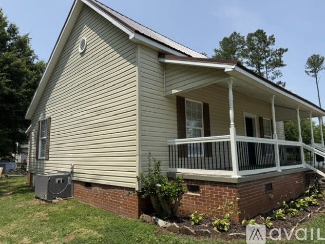 213 Magnolia Street 2 Beds Single Family Home for Rent - Photo gallery 3
