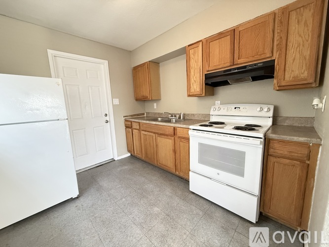 114 Court Street Southwest 2 Beds Single Family Home for Rent - Photo gallery 2