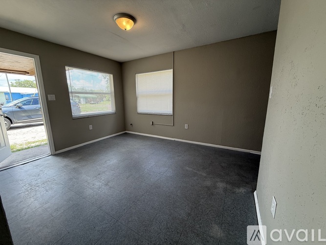114 Court Street Southwest 2 Beds Single Family Home for Rent - Photo gallery 4