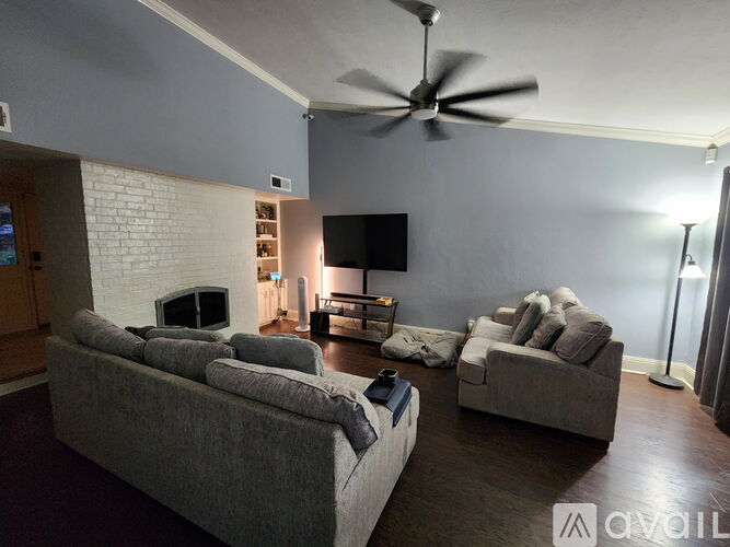 4204 Wayfaring Street 3 Beds Single Family Home for Rent - Photo gallery 4