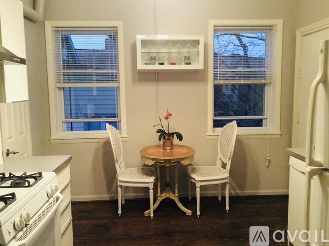 3265 South Archer Avenue 1 Apartment for Rent - Photo gallery 3