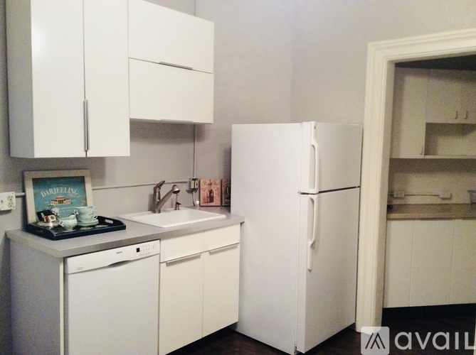 3265 South Archer Avenue 1 Apartment for Rent - Photo gallery 4