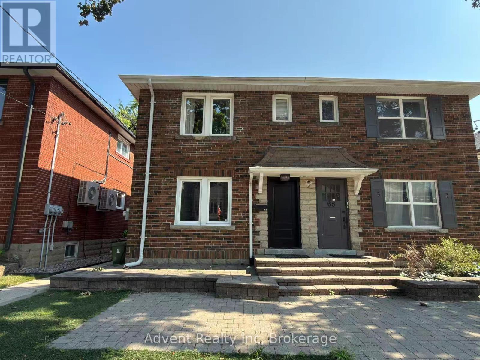 2 bedroom apartment - MAIN FLOOR - 63 BURNABY BOULEVARD MAIN FLOOR, Toronto (Lawrence Park South) 2