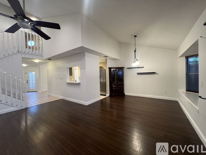 755 Cove Way 3 Beds Townhouse for Rent - Photo gallery 2