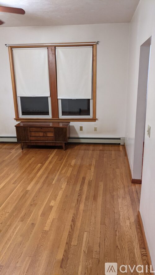 86 Oxford St 2 Beds Apartment for Rent - Photo gallery 3