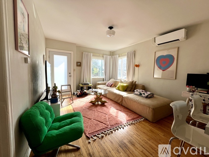 31 NE Going St 1 Single Family Home for Rent - Photo gallery 5