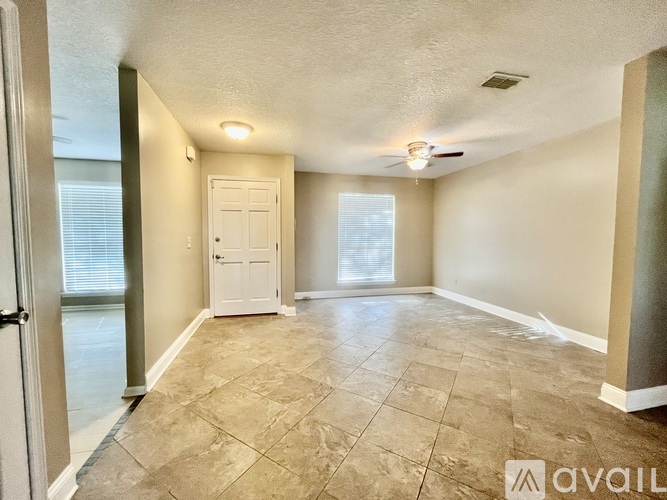 10287 Stallion Run Court 3 Beds Single Family Home for Rent - Photo gallery 2