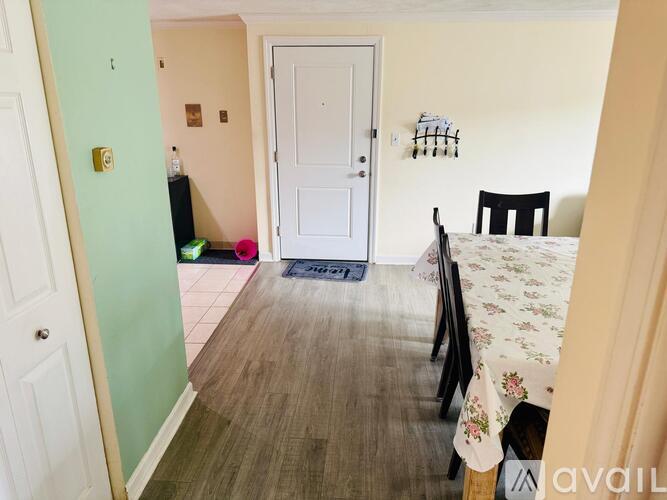 6 Kenmar Drive 2 Beds Condo for Rent - Photo gallery 5