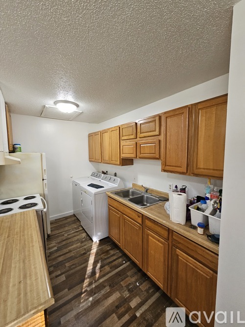 1260 Oakview Dr 2 Beds Apartment for Rent - Photo gallery 3
