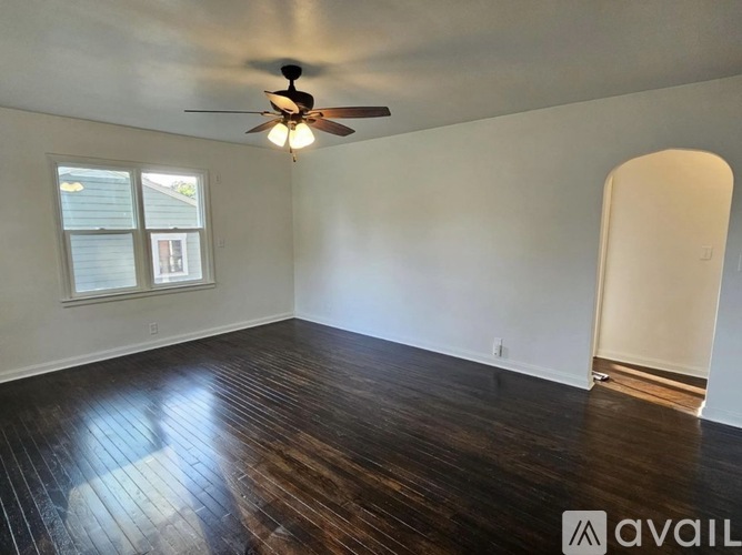 604 W Park St 2 Beds Single Family Home for Rent - Photo gallery 2