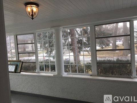 176 Whiting Ln 2 Beds Apartment for Rent