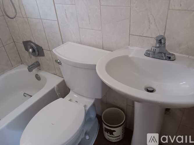2613 Clark Street 2 Beds Townhouse for Rent - Photo gallery 4
