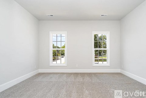 10215 Rainier Trail Drive Northwest 3 Beds Apartment for Rent