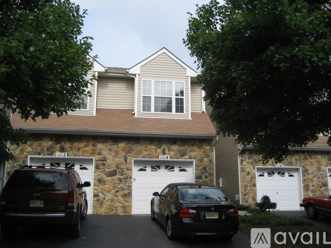 1114 Oakcroft Lane 3 Beds Townhouse for Rent - Photo gallery 2