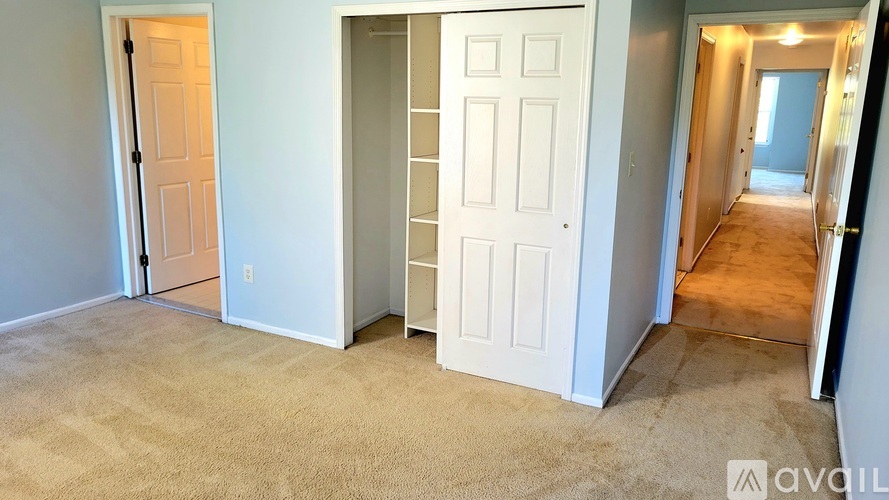 1114 Oakcroft Lane 3 Beds Townhouse for Rent - Photo gallery 5