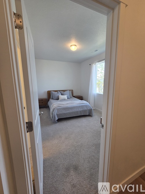 1355 E 1360 N 4 Beds Townhouse for Rent - Photo gallery 4