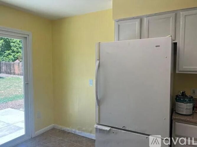 1310 Traynor Road 3 Beds Single Family Home for Rent - Photo gallery 5