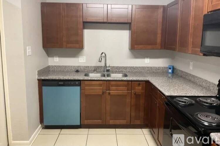 854 Euclid Avenue 3 Beds Single Family Home for Rent - Photo gallery 2