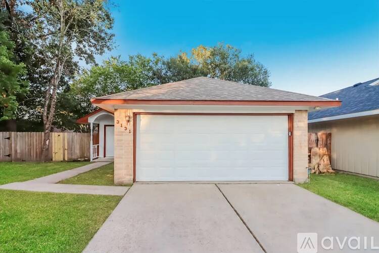 854 Euclid Avenue 3 Beds Single Family Home for Rent - Photo gallery 3