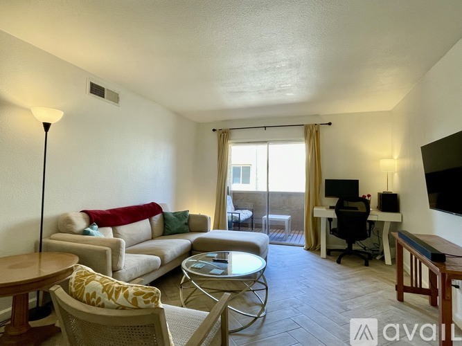 5877 North Granite Reef Road 1 Condo for Rent - Photo gallery 1