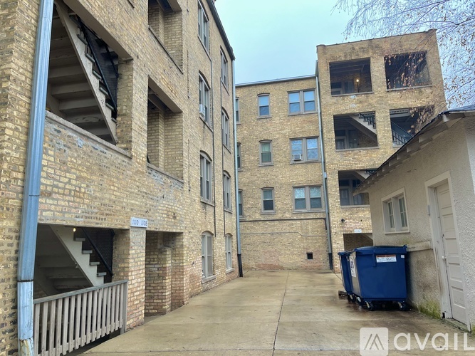 1142 Oak Ave 1 Apartment for Rent - Photo gallery 2