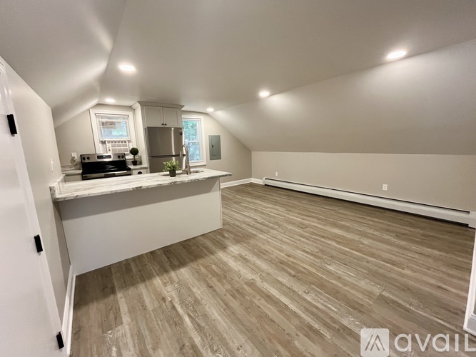 17 Lawrence St 1 Apartment for Rent - Photo gallery 3