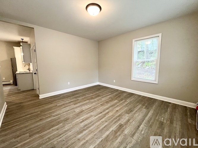 17 Lawrence St 3 Beds Apartment for Rent - Photo gallery 3