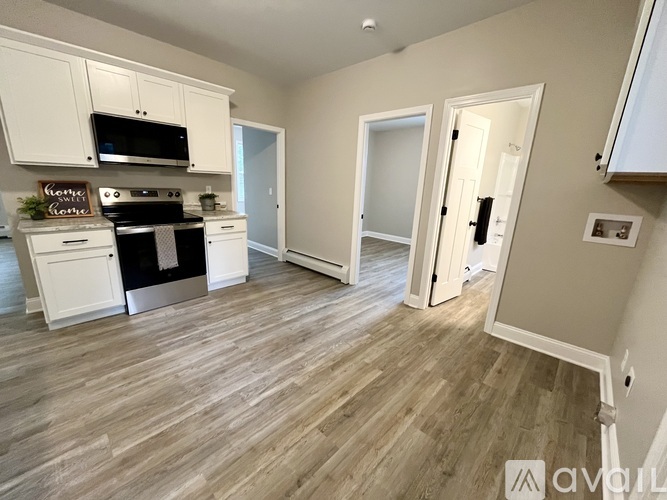 17 Lawrence St 3 Beds Apartment for Rent - Photo gallery 5