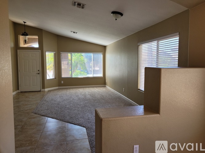 3950 East Campbell Avenue 4 Beds Single Family Home for Rent - Photo gallery 3