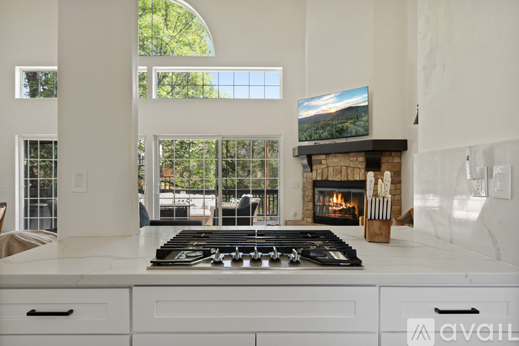 1498 Deer Way 3 Beds Single Family Home for Rent - Photo gallery 4