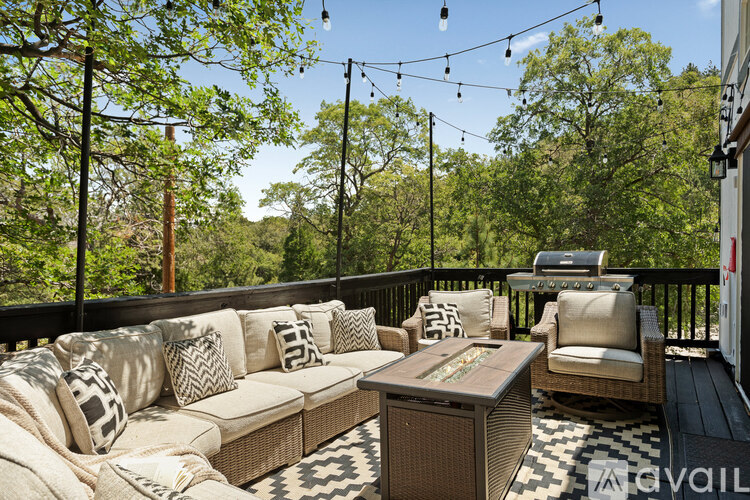 1498 Deer Way 3 Beds Single Family Home for Rent - Photo gallery 5