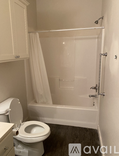 2106 East 9th Street 1 Single Family Home for Rent - Photo gallery 3