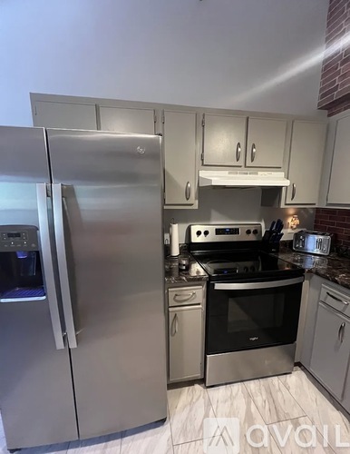 15 Mount Saint Mary's Way 2 Beds Condo for Rent - Photo gallery 1